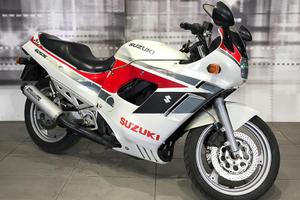 Suzuki GSX 750 F