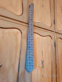 Cravatta grigia Zara