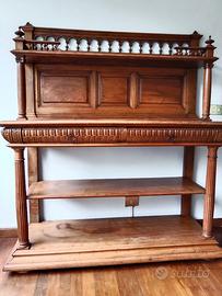Credenza antica