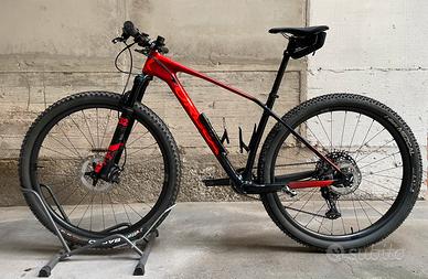 Bicicletta Orbea Alma MTB 29 carbonio TG M