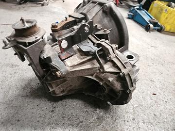 cambio 6 marce opel vivaro  trafic  2.0 m9ra6