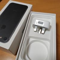 iPhone 7 solo scatola e alimentatore