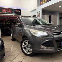 Kuga 2.0 TDCI 140 CV 4WD Titanium