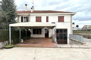 PORZIONE DI BIFAMILIARE A RIMINI