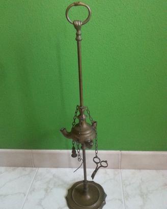 Antica lucerna in ottone a 3 fiamme (con uroboros)