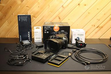 Panasonic Lumix FZ2000 Bridge Camera Streaming KIT