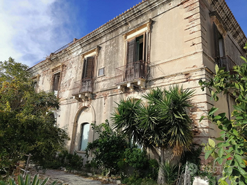 Villa da ristrutturare Palizzi