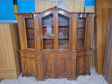 Credenza in legno massello