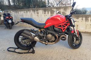 Ducati Monster 821 2015