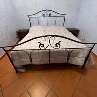 Giroletto matrimoniale in ferro battuto