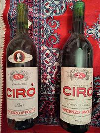 2 bottiglie di vino Vincenzo Ippolito "Cirò"