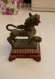 Statuetta leone guardiano