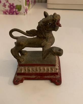 Statuetta leone guardiano