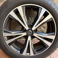 SET COMPLETO GOMME E CERCHI IN LEGA NISSAN QASHQAI