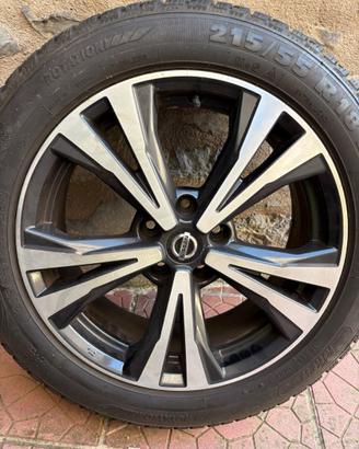 SET COMPLETO GOMME E CERCHI IN LEGA NISSAN QASHQAI