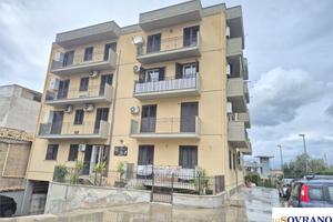 CARINI: RECENTE COSTRUZIONE CON POSTO AUTO