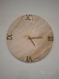 Orologio in marmo