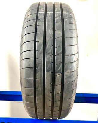 Goodyear 235/60 R18 107V