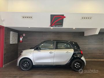 smart forFour 1.0 Superpassion 71cv twinamic-OK NE