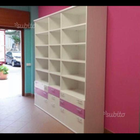 Scaffalatura per negozio