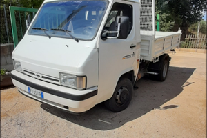 Furgone Nissan Trade