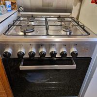 Cucina Glem con forno e fornelli gas