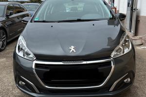Peugeot 208 PureTech 82 5 porte Allure