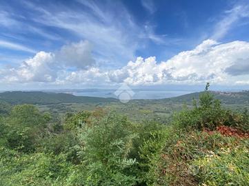 ATTICO A MONTEFIASCONE