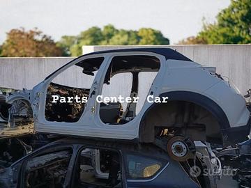 Ricambi scocca per taglio lamiera nissan juke 2022