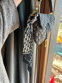 Foulard dior