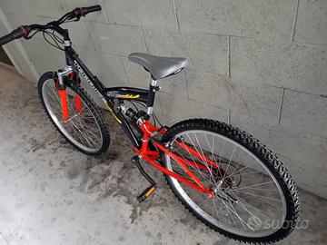 2 BICICLETTE PERFETTE CONDIZIONI UOMO DONNA RAGAZZ