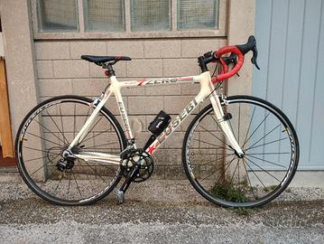 Bicicletta Eusebi 7zero Full Carbon