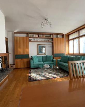 Villa indipendente ampia con giardino_pa154563