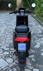 NIU N-series Civic BLACK (Matte)