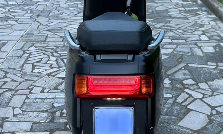 NIU N-series Civic BLACK (Matte)