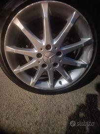  5 cerchi 17 Mercedes Classe B  con  gomme  A