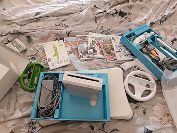 Nintendo Wii con accessori 