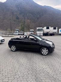 Nissan Micra C+C 1.4 16V Sport