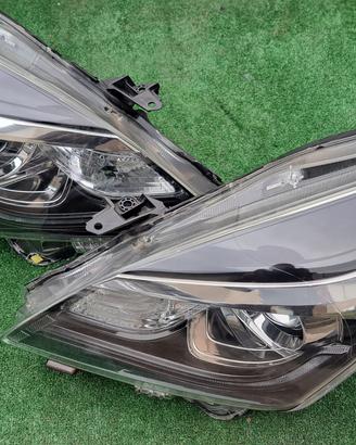 SUZUKI BALENO BI-XENON+ LED Fari Fanali Destro Sin