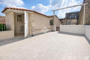 4 LOCALI A AVERSA