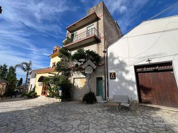 CASA INDIPENDENTE A CASTELLAMMARE DEL GOLFO
