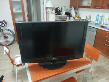 TV 32 Pollici LG