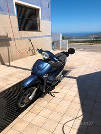 piaggio liberty 125 del anno 2000 4t