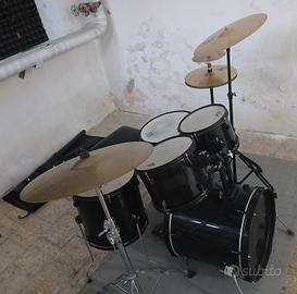  batteria e percussioni