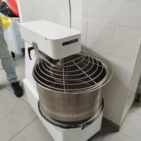 Impastatrice planetaria 40 kg_ prisma