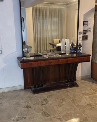 Come da foto  tavolo e specchiera