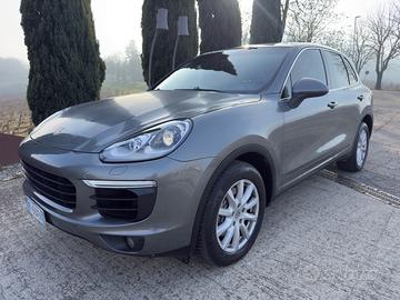 Porsche Cayenne Cayenne 3.0 Platinum Edition tiptr