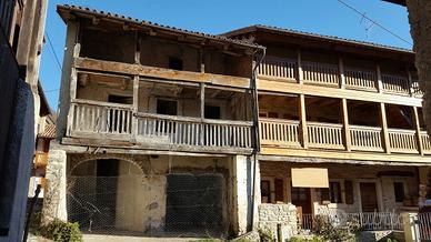 Rustico Zona Revine Lago