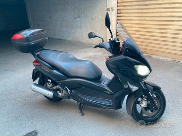 Xmax 250 sport