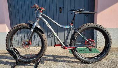 Bicicletta fatbike KHS 4Season 3000 tubeless HOPE
